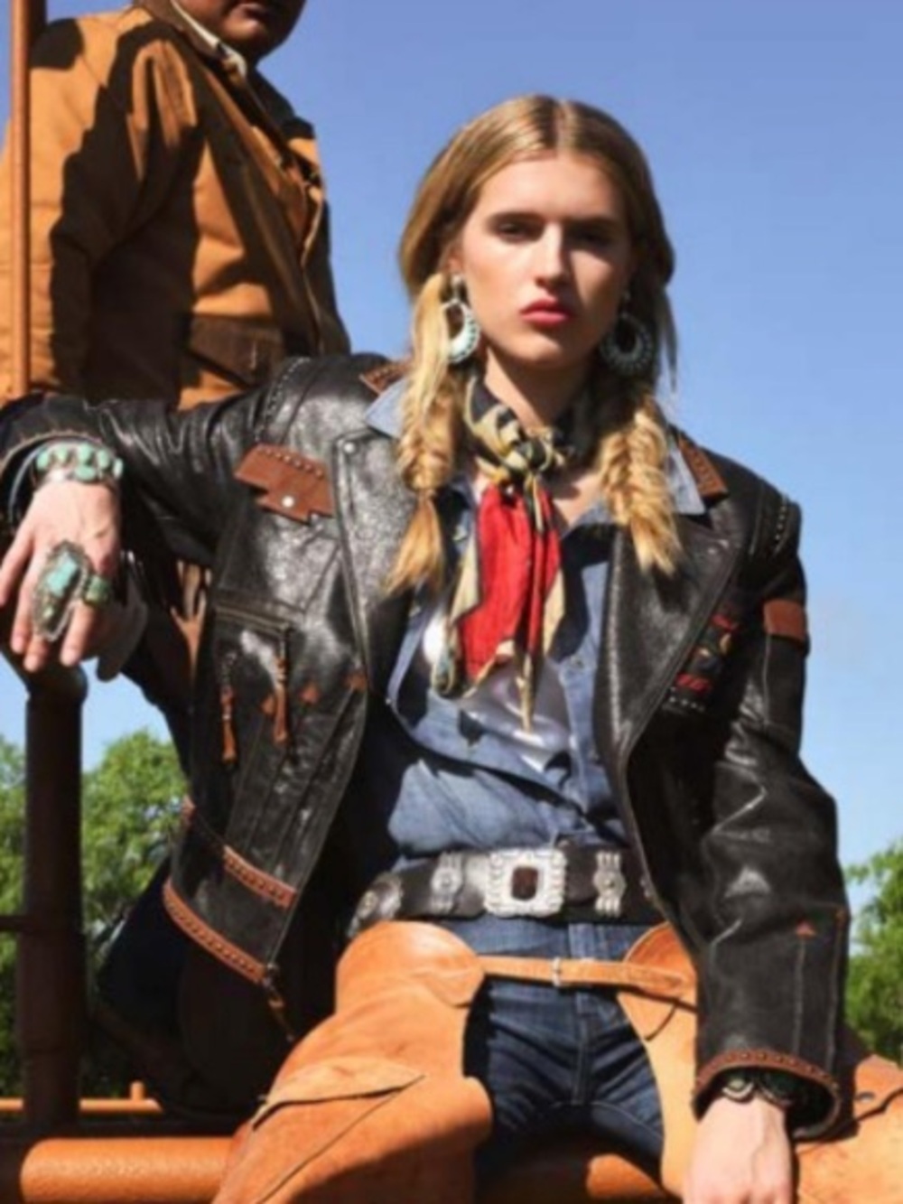 Double D Ranch leather Buffalo Chase Jacket studs beaded buffalo horse cowboy - Picture 5 of 16
